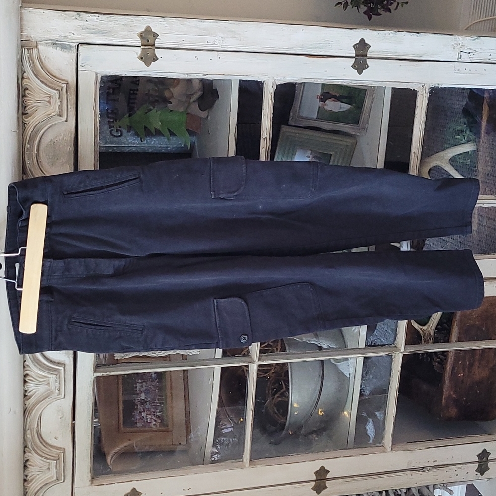 Wilfred Modern Cargo 6
